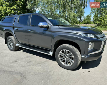 Сірий Міцубісі Л 200, об'ємом двигуна 2.44 л та пробігом 160 тис. км за 26800 $, фото 6 на Automoto.ua