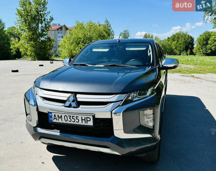 Сірий Міцубісі Л 200, об'ємом двигуна 2.44 л та пробігом 160 тис. км за 26800 $, фото 3 на Automoto.ua