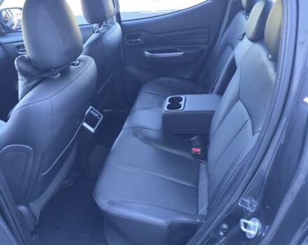 Серый Мицубиси Л 200, объемом двигателя 2.44 л и пробегом 4 тыс. км за 44400 $, фото 31 на Automoto.ua