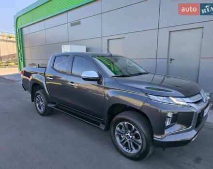 Серый Мицубиси Л 200, объемом двигателя 2.44 л и пробегом 4 тыс. км за 44400 $, фото 8 на Automoto.ua