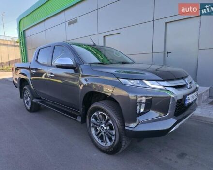 Серый Мицубиси Л 200, объемом двигателя 2.44 л и пробегом 4 тыс. км за 44400 $, фото 9 на Automoto.ua