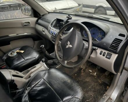 Сірий Міцубісі Л 200, об'ємом двигуна 2.5 л та пробігом 200 тис. км за 4800 $, фото 3 на Automoto.ua