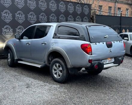 Серый Мицубиси Л 200, объемом двигателя 2.5 л и пробегом 260 тыс. км за 9900 $, фото 6 на Automoto.ua