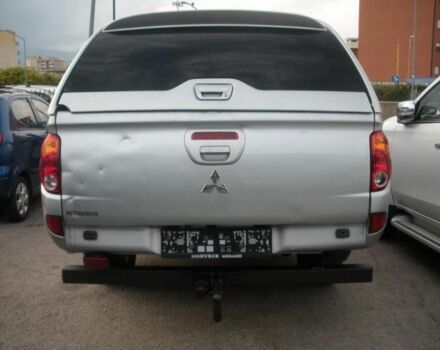 Серый Мицубиси Л 200, объемом двигателя 0 л и пробегом 189 тыс. км за 3400 $, фото 3 на Automoto.ua