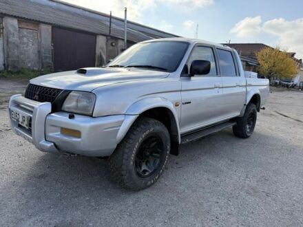 Сірий Міцубісі Л 200, об'ємом двигуна 2.5 л та пробігом 220 тис. км за 4300 $, фото 1 на Automoto.ua