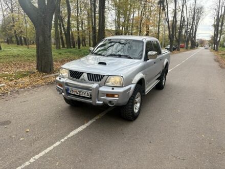 Мицубиси Л 200 2005 в Черновцах на Automoto.ua Серый Мицубиси Л 200, объемом двигателя 2.5 л и пробегом 252 тыс. км за 6823 $, фото 1 на Automoto.ua