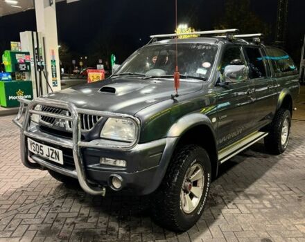 Сірий Міцубісі Л 200, об'ємом двигуна 2.5 л та пробігом 100 тис. км за 6185 $, фото 1 на Automoto.ua