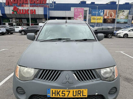 Міцубісі Л 200 2007 у Дніпро (Дніпропетровську) на Automoto.ua Сірий Міцубісі Л 200, об'ємом двигуна 2.5 л та пробігом 156 тис. км за 7000 $, фото 1 на Automoto.ua