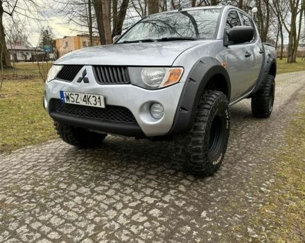 Сірий Міцубісі Л 200, об'ємом двигуна 2.5 л та пробігом 215 тис. км за 4200 $, фото 1 на Automoto.ua