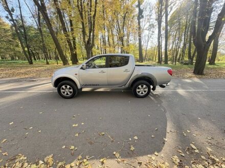 Мицубиси Л 200 2007 в Черновцах на Automoto.ua Серый Мицубиси Л 200, объемом двигателя 2.5 л и пробегом 153 тыс. км за 7358 $, фото 1 на Automoto.ua
