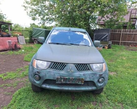 Сірий Міцубісі Л 200, об'ємом двигуна 0 л та пробігом 300 тис. км за 7500 $, фото 1 на Automoto.ua