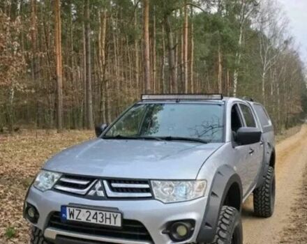 Сірий Міцубісі Л 200, об'ємом двигуна 2.5 л та пробігом 240 тис. км за 5918 $, фото 1 на Automoto.ua