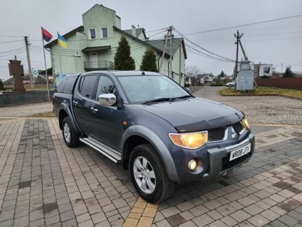 Сірий Міцубісі Л 200, об'ємом двигуна 2.5 л та пробігом 141 тис. км за 8153 $, фото 1 на Automoto.ua