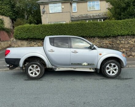 Сірий Міцубісі Л 200, об'ємом двигуна 2.5 л та пробігом 190 тис. км за 6233 $, фото 1 на Automoto.ua