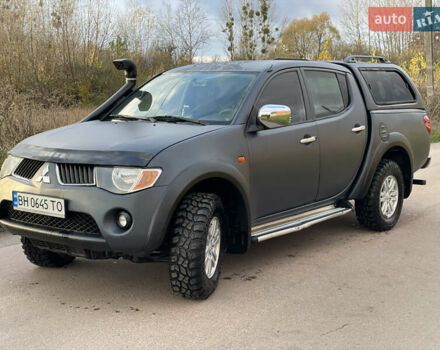 Міцубісі Л 200 2008 у Житомирі на Automoto.ua Сірий Міцубісі Л 200, об'ємом двигуна 2.48 л та пробігом 273 тис. км за 10800 $, фото 1 на Automoto.ua
