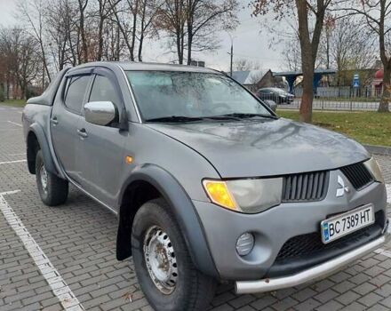 Сірий Міцубісі Л 200, об'ємом двигуна 2.48 л та пробігом 397 тис. км за 9000 $, фото 1 на Automoto.ua