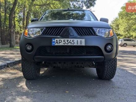 Сірий Міцубісі Л 200, об'ємом двигуна 2.48 л та пробігом 291 тис. км за 11999 $, фото 1 на Automoto.ua