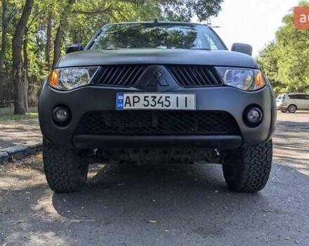 Сірий Міцубісі Л 200, об'ємом двигуна 2.48 л та пробігом 291 тис. км за 11999 $, фото 1 на Automoto.ua