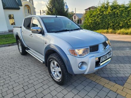 Міцубісі Л 200 2009 у Львові на Automoto.ua Сірий Міцубісі Л 200, об'ємом двигуна 2.5 л та пробігом 125 тис. км за 8225 $, фото 1 на Automoto.ua