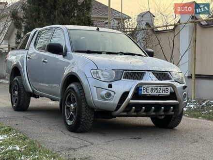 Мицубиси Л 200 2011 в Одессе на Automoto.ua Серый Мицубиси Л 200, объемом двигателя 2.48 л и пробегом 200 тыс. км за 13300 $, фото 1 на Automoto.ua