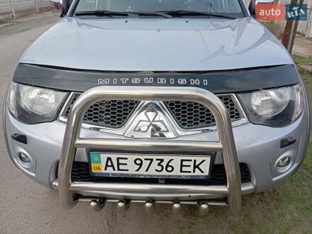 Сірий Міцубісі Л 200, об'ємом двигуна 2.48 л та пробігом 124 тис. км за 14200 $, фото 1 на Automoto.ua