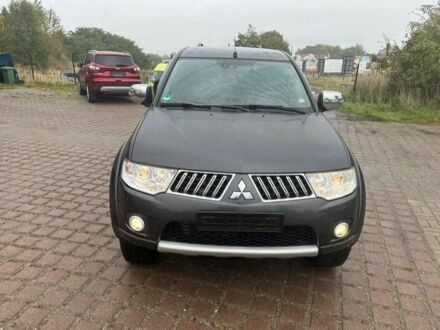 Міцубісі Л 200 2014 у Львові на Automoto.ua Сірий Міцубісі Л 200, об'ємом двигуна 2.5 л та пробігом 230 тис. км за 5000 $, фото 1 на Automoto.ua