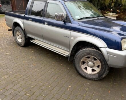 Синій Міцубісі Л 200, об'ємом двигуна 0 л та пробігом 211 тис. км за 2600 $, фото 3 на Automoto.ua