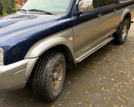 Синій Міцубісі Л 200, об'ємом двигуна 0 л та пробігом 211 тис. км за 2600 $, фото 2 на Automoto.ua