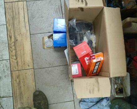 Синій Міцубісі Л 200, об'ємом двигуна 2.5 л та пробігом 290 тис. км за 4300 $, фото 3 на Automoto.ua