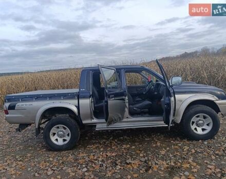 Синій Міцубісі Л 200, об'ємом двигуна 0 л та пробігом 276 тис. км за 5300 $, фото 16 на Automoto.ua