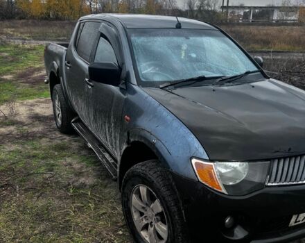 Мицубиси Л 200 2006 в Чугуеве на Automoto.ua Синий Мицубиси Л 200, объемом двигателя 2.5 л и пробегом 250 тыс. км за 6000 $, фото 2 на Automoto.ua