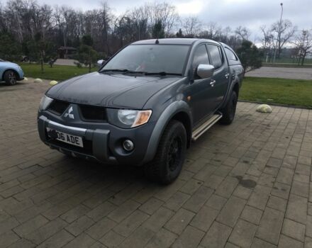 Синій Міцубісі Л 200, об'ємом двигуна 2.5 л та пробігом 187 тис. км за 5900 $, фото 4 на Automoto.ua