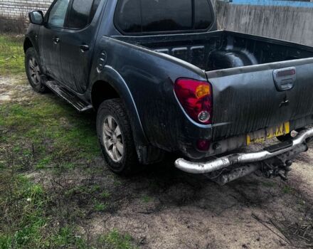 Мицубиси Л 200 2006 в Чугуеве на Automoto.ua Синий Мицубиси Л 200, объемом двигателя 2.5 л и пробегом 250 тыс. км за 6000 $, фото 4 на Automoto.ua