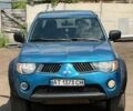 Синий Мицубиси Л 200, объемом двигателя 3.5 л и пробегом 130 тыс. км за 10000 $, фото 1 на Automoto.ua