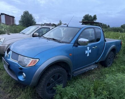 Синій Міцубісі Л 200, об'ємом двигуна 2.4 л та пробігом 110 тис. км за 5500 $, фото 1 на Automoto.ua