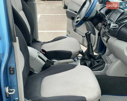 Синій Міцубісі Л 200, об'ємом двигуна 2.48 л та пробігом 469 тис. км за 10300 $, фото 11 на Automoto.ua