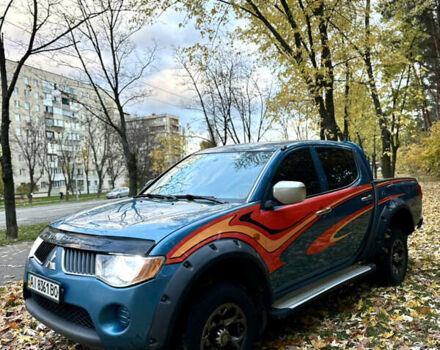 Мицубиси Л 200 2008 в Киеве на Automoto.ua Синий Мицубиси Л 200, объемом двигателя 2.48 л и пробегом 282 тыс. км за 11300 $, фото 2 на Automoto.ua