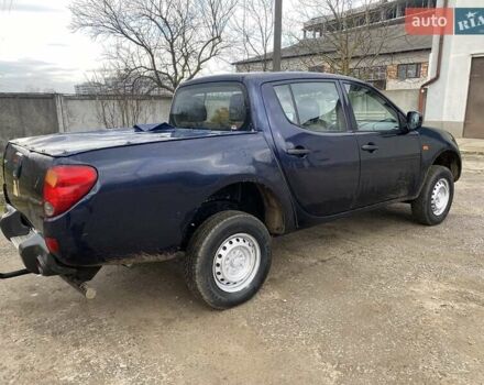 Синий Мицубиси Л 200, объемом двигателя 2.5 л и пробегом 291 тыс. км за 8200 $, фото 3 на Automoto.ua