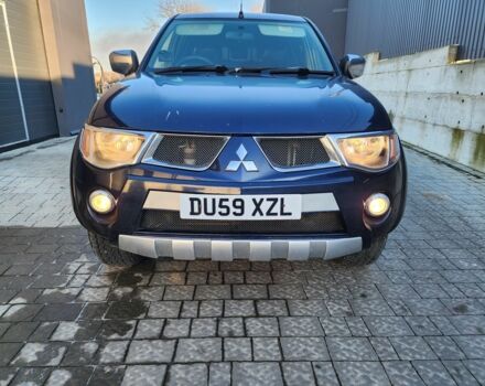 Синий Мицубиси Л 200, объемом двигателя 2.5 л и пробегом 154 тыс. км за 8678 $, фото 3 на Automoto.ua