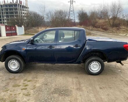 Синий Мицубиси Л 200, объемом двигателя 2.5 л и пробегом 291 тыс. км за 8200 $, фото 4 на Automoto.ua