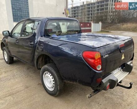 Синий Мицубиси Л 200, объемом двигателя 2.5 л и пробегом 291 тыс. км за 8200 $, фото 2 на Automoto.ua