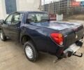 Синий Мицубиси Л 200, объемом двигателя 2.5 л и пробегом 291 тыс. км за 8200 $, фото 2 на Automoto.ua