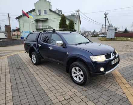 Синий Мицубиси Л 200, объемом двигателя 2.5 л и пробегом 131 тыс. км за 8724 $, фото 2 на Automoto.ua