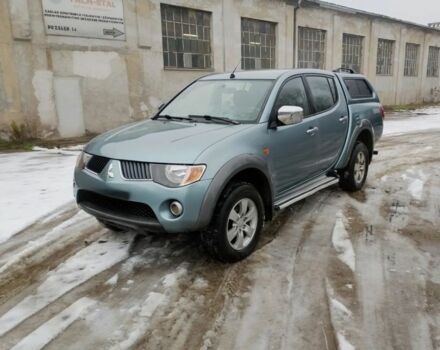 Синий Мицубиси Л 200, объемом двигателя 2.5 л и пробегом 260 тыс. км за 3800 $, фото 1 на Automoto.ua