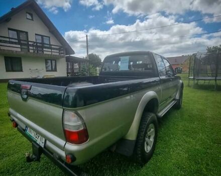 Зеленый Мицубиси Л 200, объемом двигателя 2.5 л и пробегом 268 тыс. км за 3100 $, фото 6 на Automoto.ua