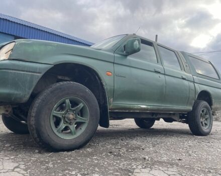 Мицубиси Л 200 2000 в Черкассах на Automoto.ua Зеленый Мицубиси Л 200, объемом двигателя 2.5 л и пробегом 250 тыс. км за 4500 $, фото 7 на Automoto.ua