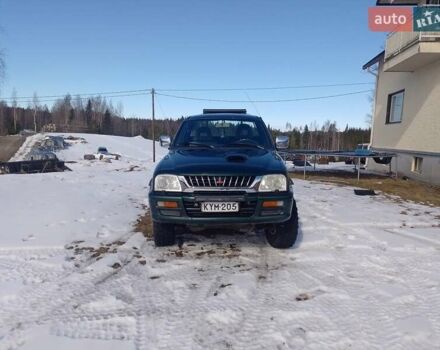 Зеленый Мицубиси Л 200, объемом двигателя 2.5 л и пробегом 420 тыс. км за 4064 $, фото 5 на Automoto.ua