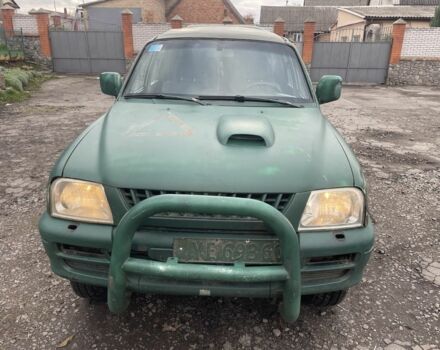 Мицубиси Л 200 2000 в Черкассах на Automoto.ua Зеленый Мицубиси Л 200, объемом двигателя 2.5 л и пробегом 250 тыс. км за 4500 $, фото 1 на Automoto.ua