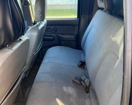 Зеленый Мицубиси Л 200, объемом двигателя 2.5 л и пробегом 380 тыс. км за 4875 $, фото 6 на Automoto.ua