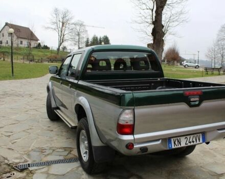 Зеленый Мицубиси Л 200, объемом двигателя 0 л и пробегом 232 тыс. км за 2500 $, фото 5 на Automoto.ua
